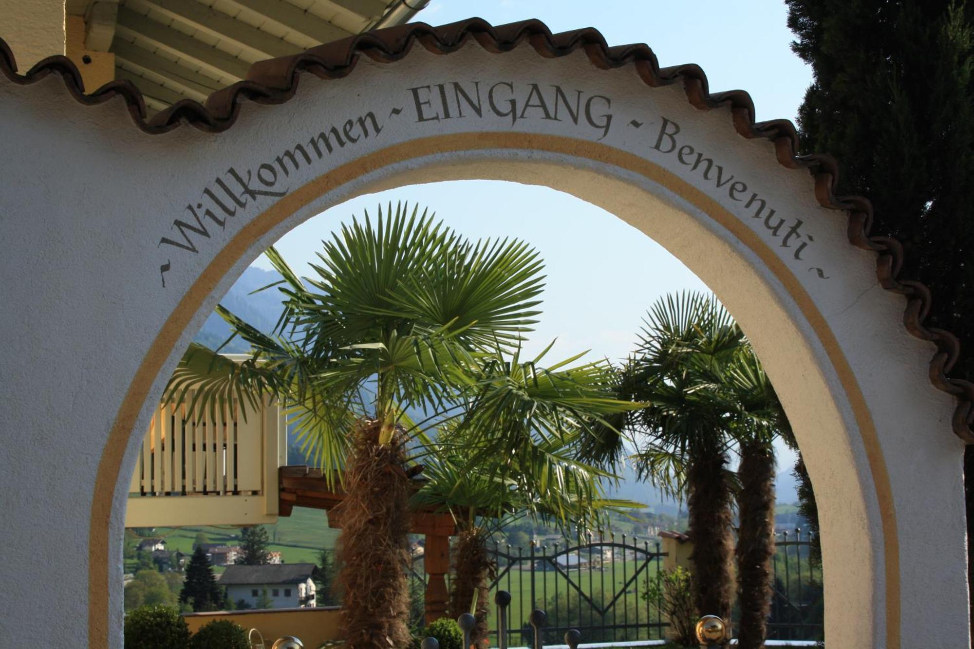 Residence Koenigsrainer San Leonardo in Passiria Eksteriør billede